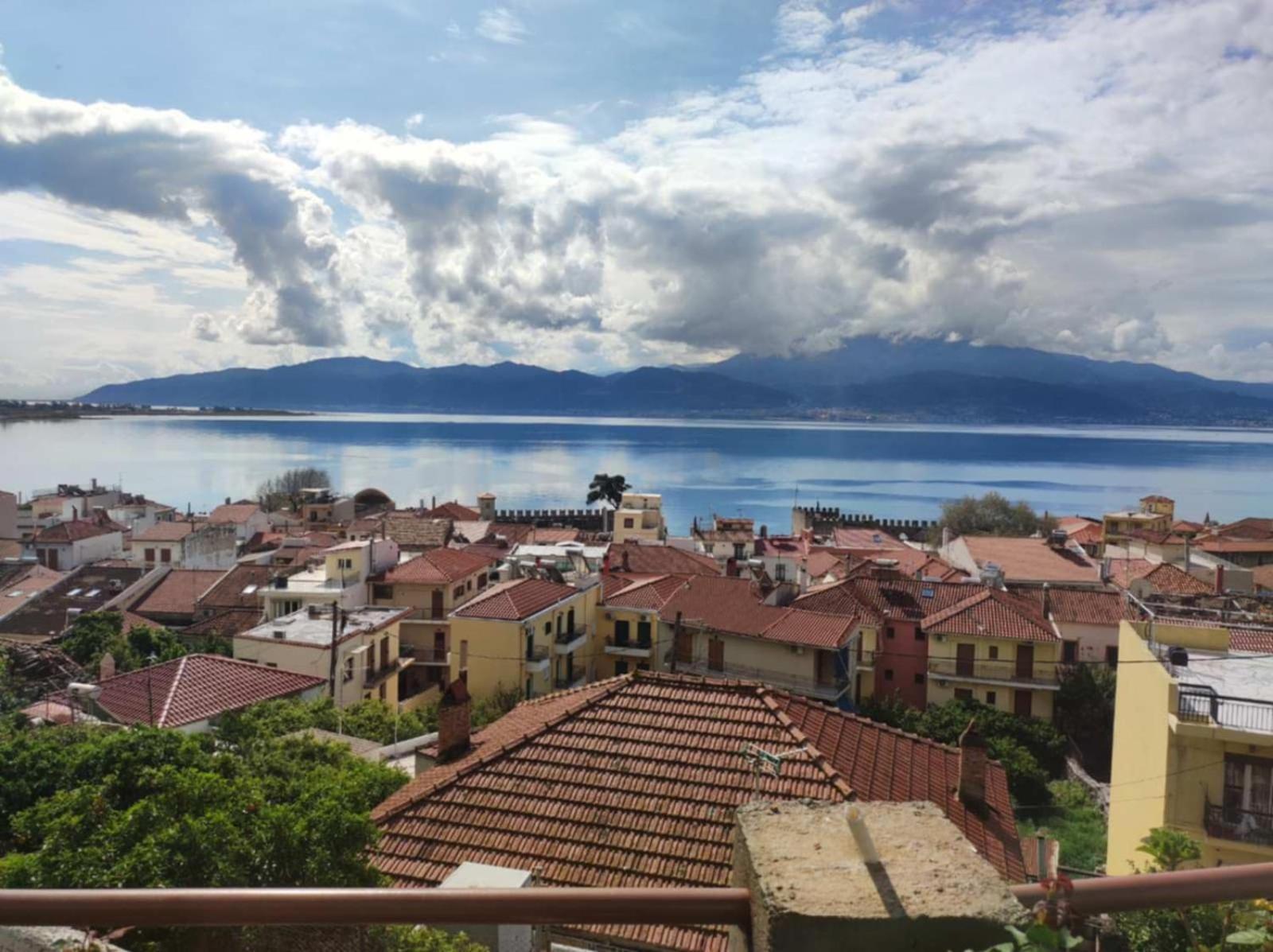Stone Clock'S House Apartment Nafpaktos Exterior photo